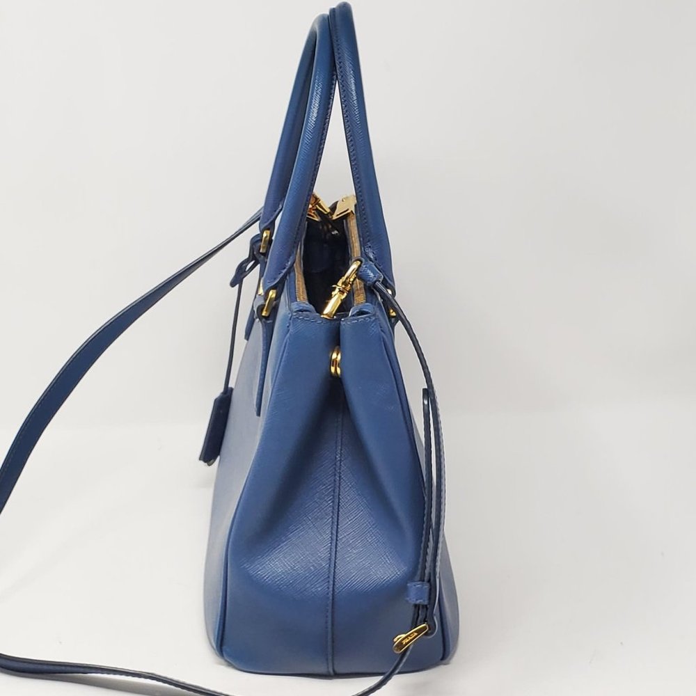 Auth Prada Small Galleria Saffiano Crossbody Bag - Picture 5 of 16